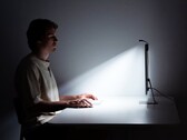 BenQ hat eine Monitor-Leuchte speziell für den Apple iMac entwickelt.