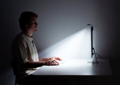 BenQ hat eine Monitor-Leuchte speziell für den Apple iMac entwickelt.