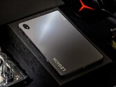 Lenovo teilt mit einer neuen Teasergrafik weitere Spezifikationen des nahenden Lenovo Legion Y700 Gaming-Tablets mit. (Bild: Lenovo)