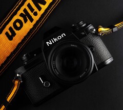 Nikon könnte bald in der Hand des Optik-Giganten EssilorLuxottica sein.