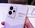 Das Realme GT 2 Pro bietet gleich zwei 50 MP Kameras. (Bild: Daniel Schmidt, Notebookcheck)