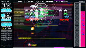 Space Invaders Extreme sieht deutlich spektakulärer aus als das Original.