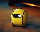 Samsung Ballie ist zugleich eine mobile Überwachungskamera und ein Projektor.