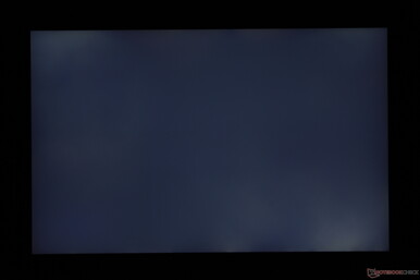 Mäßige Unebenheiten Backlight Bleeding auf unserem Testgerät