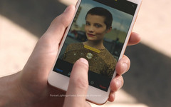 Mit Porträtlicht-Optionen will Apple noch etwas mehr aus seiner Dual-Cam im iPhone 8 Plus herausholen.