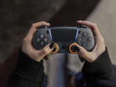 Der Scurf Reflex soll ein besseres Spielerlebnis als der Sony DualSense-Controller ermöglichen. (Bild: Scuf Gaming)