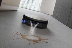 Zwei der IFA-Neuheiten von Ecovacs: Deebot X12S OmniCyclone und Pro Omni.