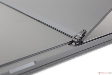 Starres, verstellbares Scharnier mit einem maximalen Öffnungswinkel von bis zu ca. 175 Grad