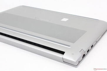 Abgerundete Ecken und Kanten heben das Spectre Design noch einmal mehr hervor