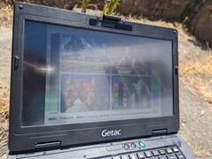 Draußen unter Sonnenlicht