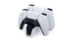 DualSense: Der PlayStation 5-Controller ist zu PC, Android und auch zu Xbox-Titeln kompatibel, Akku leidlich wechselbar (Bild: Sony)