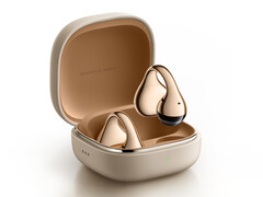 Xiaomi Clip Earbuds in der goldenen Farbausführung