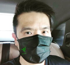 Razer-CEO Min-Liang Tan schickt 1 Million Mundschutzmasken in den Kampf gegen den Coronavirus. 