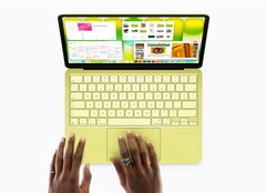 Das MacBook Neo lädt mit Apples Netzteil nicht annähernd so schnell wie dies möglich wäre.