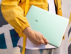 Das neue Realme Book Slim wird in Grün angeboten, statt in Blau wie sein Vorgänger. (Bild: Realme)