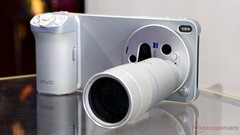 Mit dem 400mm Telefoto Extender G2 Ultra sind auch 1600mm Shots kein Problem wie ein erstes Photo-Sample beweisen soll.