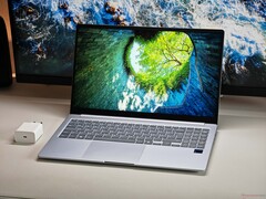 Snapdragon & 18 Stunden Akkulaufzeit für 700 Euro - Samsung Galaxy Book4 Edge 15 Copilot+ im Test
