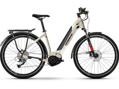 Haibike Trekking 4: Trekking-E-Bike mit ordentlicher Ausstattung