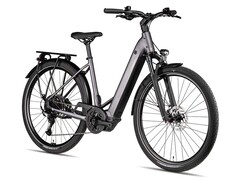 Modena PX 800 Wave: Neues Trekking-E-Bike fährt mit Mittelmotor vor