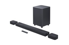Die neue Flaggschiff-Soundbar von JBL besitzt vier nach oben gerichtete Lautsprecher für Dolby Atmos. (Bild: JBL)