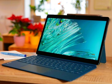 Lenovo Yoga Tab.