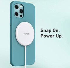 Der Aukey Magnetische Wireless Charger kostet weniger als 20 Euro. (Bild: Aukey)