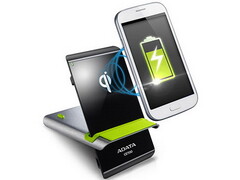 Adata: Qi-zertifizierte Ladestation CE700 zum kabellosen Aufladen