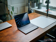 Dell XPS 14 Core Ultra 7 355 im Test: Ist das günstigere XPS die bessere Wahl?