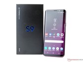 Das Samsung Galaxy S9 hat offiziell nur Updates bis Android 10 erhalten, durch Noble ROM lässt sich aber auch Android 13 installieren. (Bild: Notebookcheck)