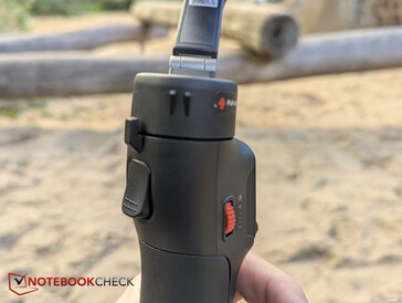 Trigger hinten, links Drehrad fürs Licht