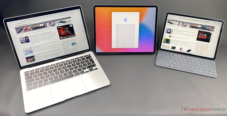 Vergleich zum MacBook Air M1 und iPad Pro 11 M1 (Bild: Notebookcheck)