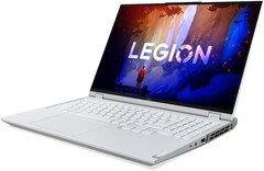Amazon hat das weiße Legion 5 Pro Gaming-Notebook mit einer RTX 3070 rabattiert (Bild: Lenovo)