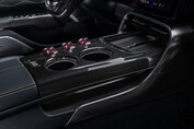 Das neue Mercedes-AMG GT 4-Türer Coupe nutzt als erstes Serien-EV drei revolutionäre Axial-Fluss-Motoren für eine Spitzenleistung von bis zu 1.169 PS.