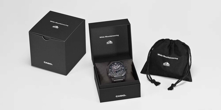 Geliefert wird die Uhr in einer repräsentativen Verpackung