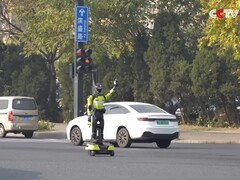 Hangxing No. 1 in Aktion (Bildquelle: CGTV+ via YouTube; beschnittener Screenshot)