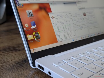 Kein Touchscreen, um das Gewicht gering zu halten