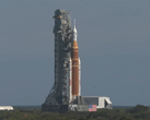 Artemis II auf dem Weg zu Launchpad 39B (Screenshot Youtube)