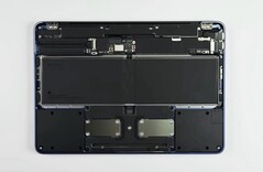 Das MacBook Neo lässt sich deutlich einfacher reparieren als etwa ein MacBook Air.
