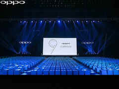 Oppo R9 und Oppo R9 Plus: Flache Smartphones mit Edge-to-edge-Display und Top-Kameras