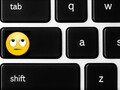 Eine Emoji-Taste statt einer unnötigen Caps Lock-Taste wäre heutzutage besser, meint ein Entwickler.