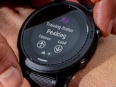 Die Garmin Forerunner 945 erhält verbessertes Schlaf-Tracking und neue Workout-Features. (Bild: Garmin)