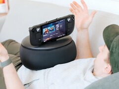 Das Gaming-Kissen von Mechanism soll eingeschlafenen Armen und Händen beim Spielen am Handheld vorbeugen.