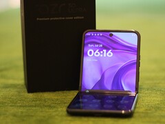 Test Motorola Razr 50 Ultra Smartphone – Das Klapp-Handy mit dem riesigen Außendisplay