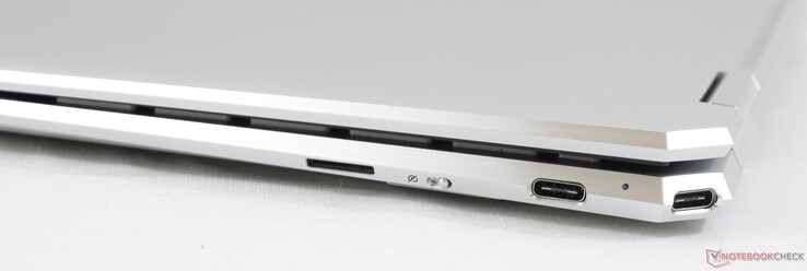 Rechts: Webcam-Schalter, microSD-Kartenleser, 2x USB Typ-C + Thunderbolt 3