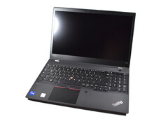 Test Lenovo ThinkPad P15s Gen 2 Laptop: Ultrabook-Workstation nun mit Nvidia T500