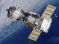 Bild zeigt russischen Satelliten, der die Erde umkreist. (Bildquelle: WikiImages - Pixabay)