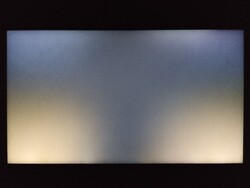 Screenbleeding (stark aufgehellt)