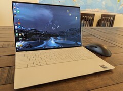 Dell hat das XPS 13 Plus 9320 mit OLED-Bildschirm preislich reduziert (Bild: Allen Ngo)