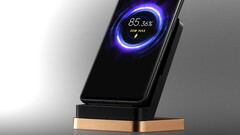 Das Redmi K60 dürfte erstmals Wireless Charging bieten, was wohl bedeutet, dass hierzulande in 2023 auch Poco F5 und Co. erstmals kabellos laden werden. (Bild: Xiaomi, editiert)