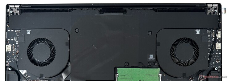 Das Blade 16 verwendet ein Vapor-Chamber-Kühlsystem